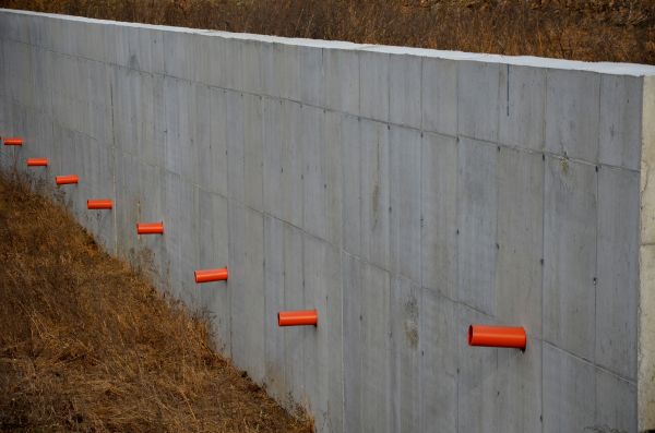 Cost of Retaining Wall Drainage in Midland
